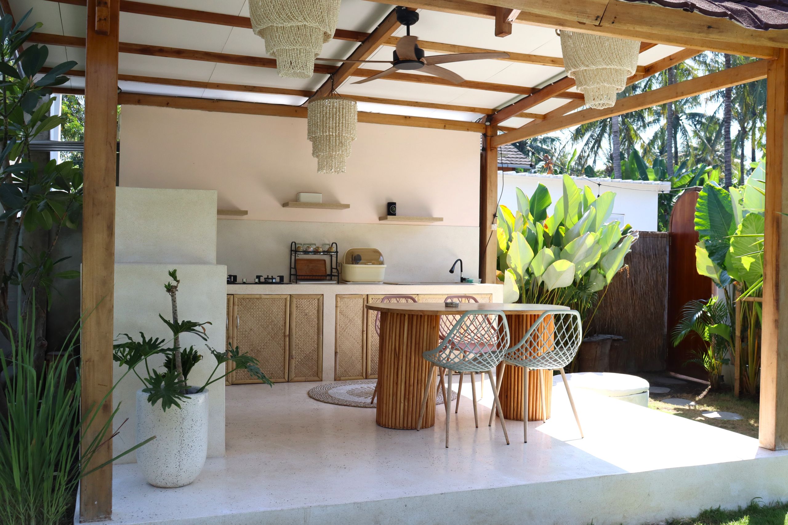 Villa La Calma -Kitchen 01